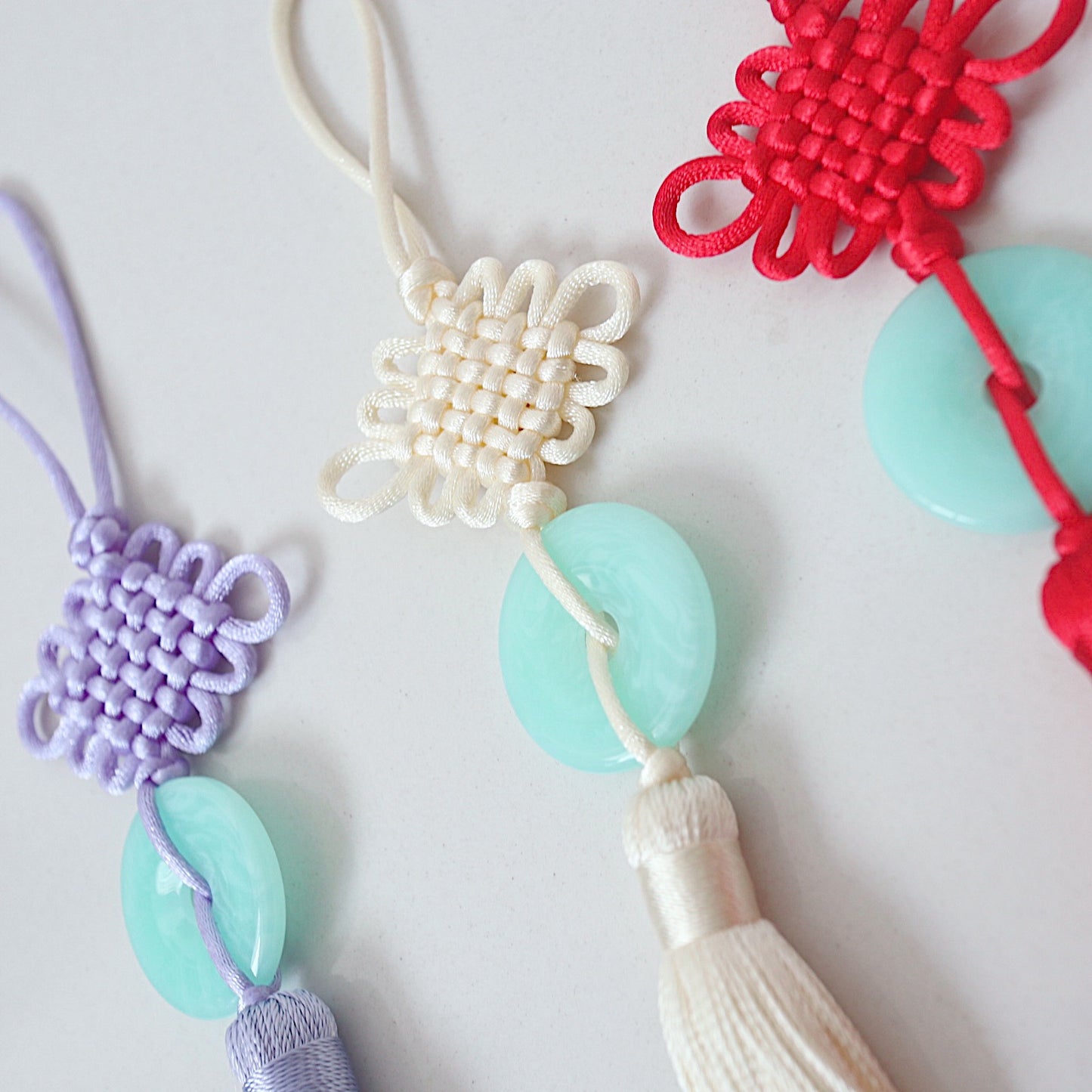 グッドラックノットタッセル サマーレッド&ジェイド