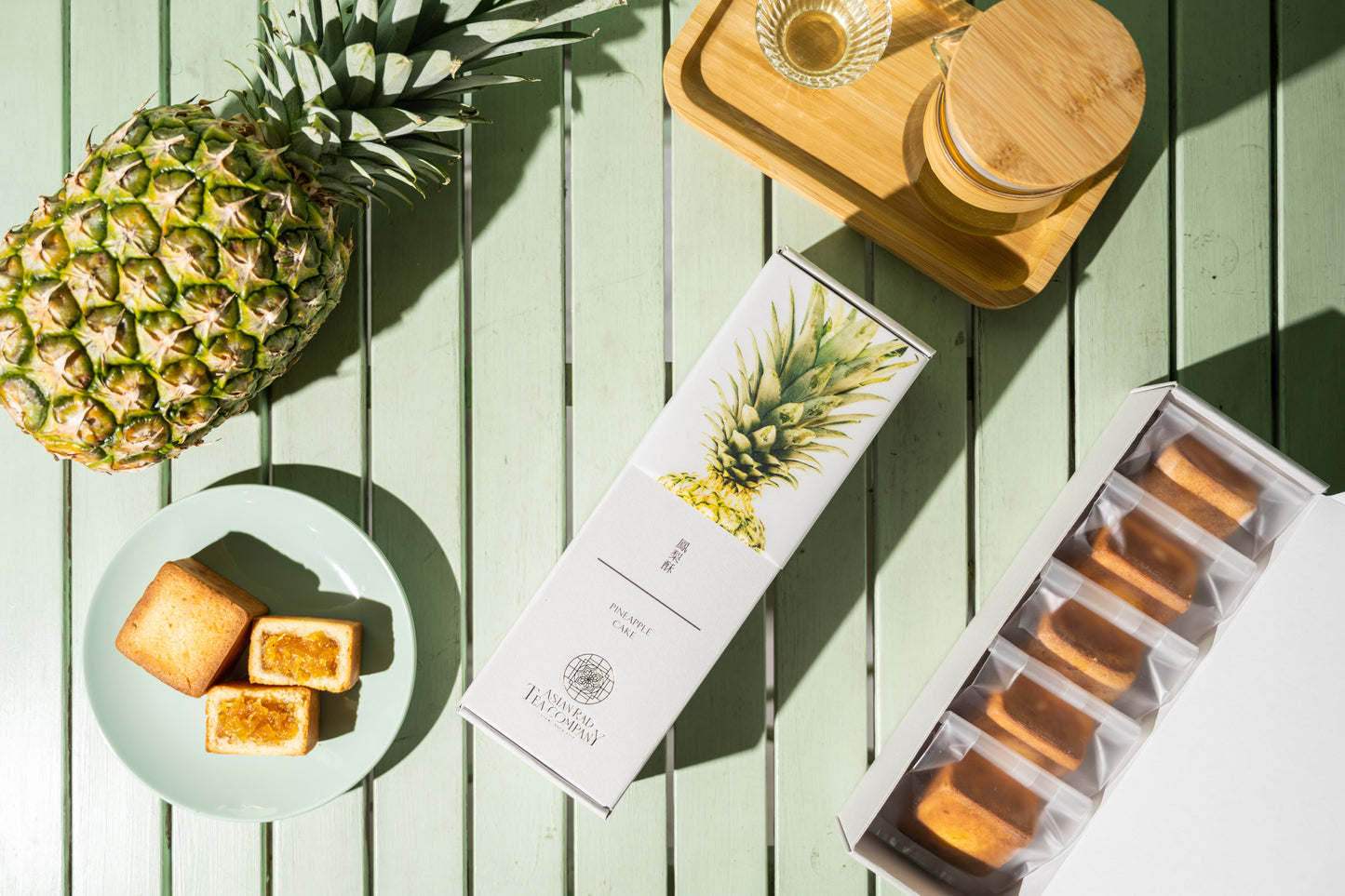 【NEW】ASIAN RAD TEA COMPANY パイナップルケーキ